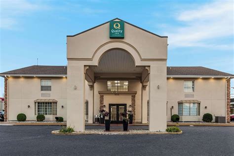 quality inn st. louis airport hotel|Quality Inn St. Louis Airport Hotel .